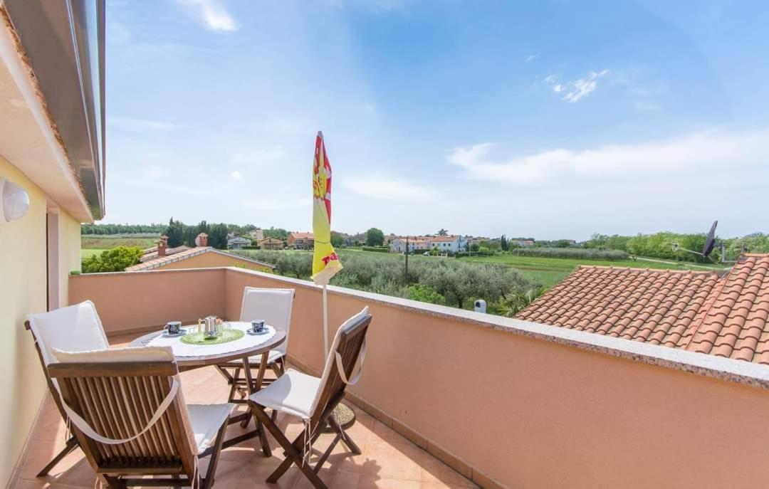 Gimy Villa&App 1 Porec Gedici Экстерьер фото