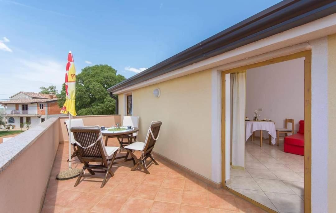 Gimy Villa&App 1 Porec Gedici Экстерьер фото